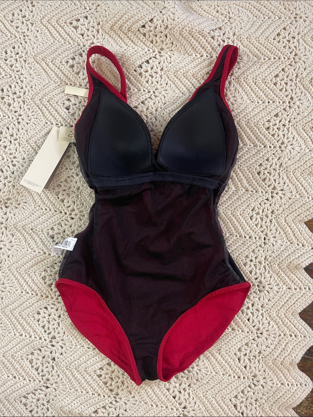Gottex Harbourside Textured Surplice One-Piece Red Swimsuit 10 - Picture 12 of 15